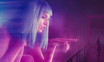 Бегущий по лезвию 2049