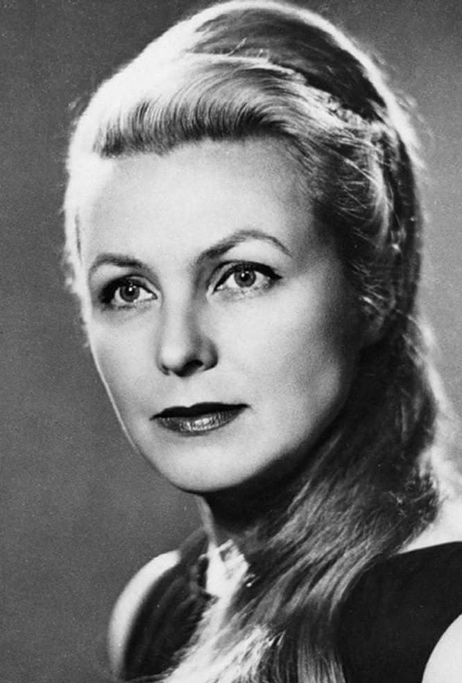 Vija Artmane