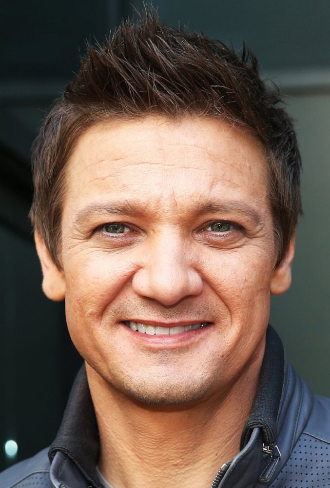 Джереми Реннер