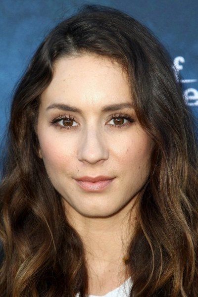 Troian Bellisario