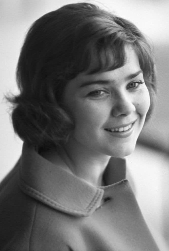 Лариса Голубкина