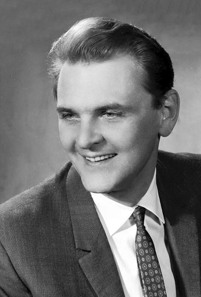 Юрий Васильевич Яковлев