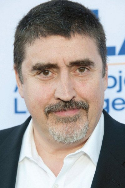 Альфред Молина