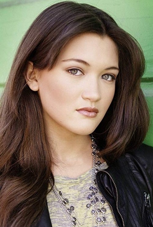 Isa Briones